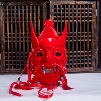 怒江峡谷深处的“血雨”与骨制面具·一场关于恐惧与敬畏的对话