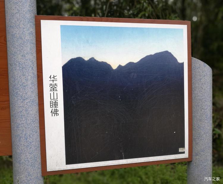 在沙漠深处的迷雾与谜团丨揭秘诡异脚步反向书写的真相