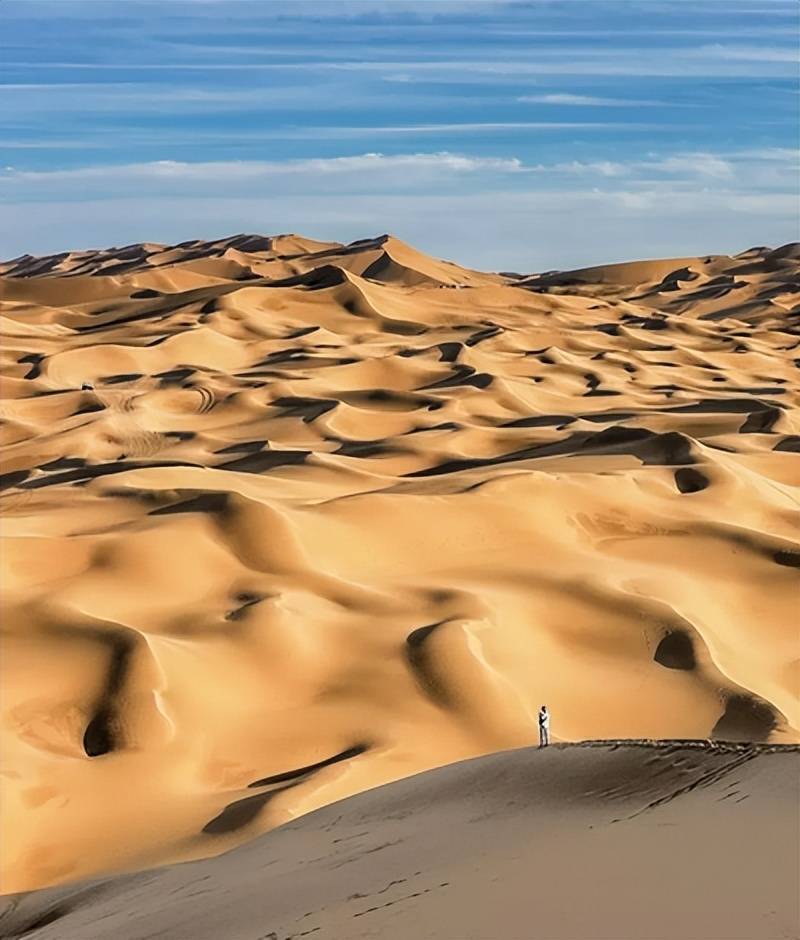 沙漠深处的奇迹丨无刻度时钟与磁场之谜