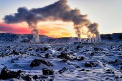 在冰川之下，历史的低语