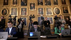 瑞典的“童话”碎了一地·当“高福利”撞上“无国籍”的现实