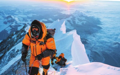 珠峰上真的拍到过“火星人脸”吗？