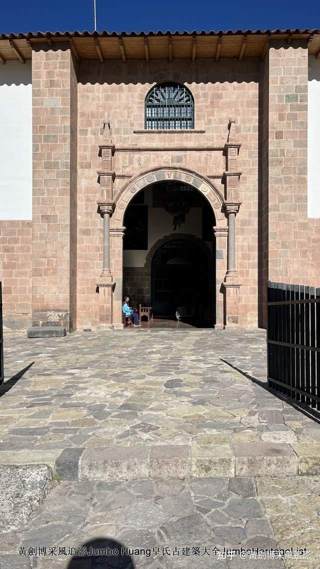 低频嗡鸣：印加遗址中的黑色羽毛