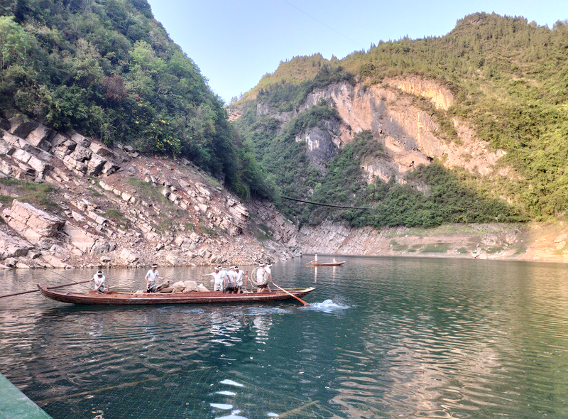 神农架魅魔：航海中的神秘诱惑