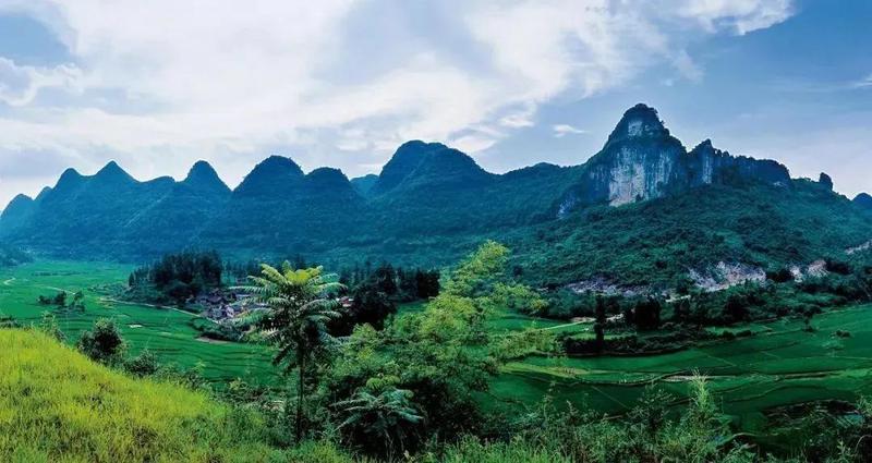 喀斯特地貌时间回圈玻璃棺｜当地质奇观遇见哲学谜题