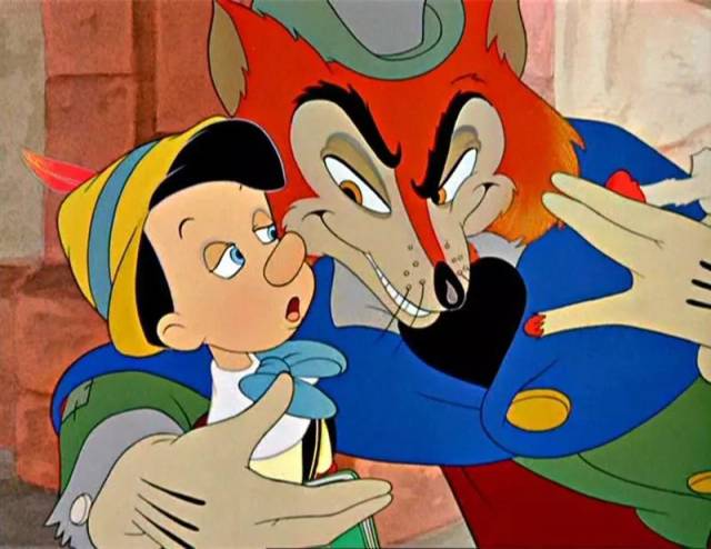 泥偶的兵役：一场意外的奇幻之旅