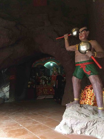 海蚀洞里的秘密丨重力异常之谜