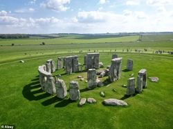 巨石阵的神秘之谜·祭祀铜铃与磁场之谜