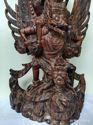 深海里的金翅鸟：当毗湿奴的坐骑飞过我的童年