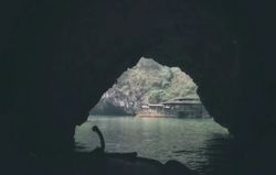 地下迷宫与水下钟丨时间的回圈之谜