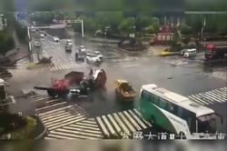 老钟表匠的最后一次修理…