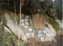 那个藏在山坳里的神秘村庄，连地图都找不到编号？