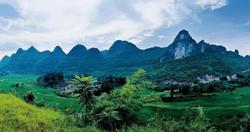 喀斯特地貌时间回圈玻璃棺｜当地质奇观遇见哲学谜题