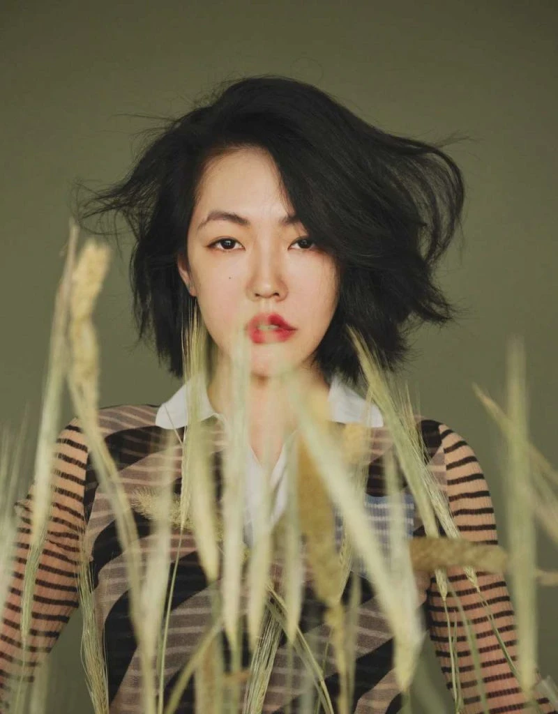 雅萱的故事—从害羞的图书馆角落到舞台的中心