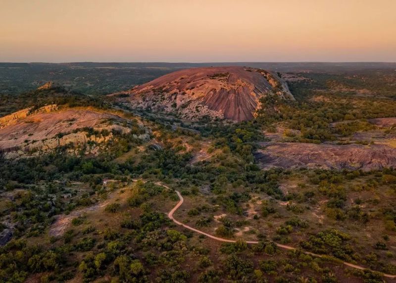 大熊座德克萨斯｜夜空中最亮的星