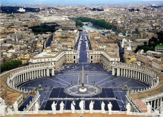 冰岛与梵蒂冈—一个微型国家的双面镜