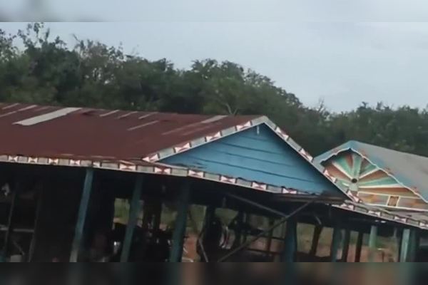 海沟里躺着一块不会动的石头，我却在户籍上找不到名字？