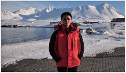 在北极之巅，寻找那束反向的光—残影录像极地冰穹反向指南针