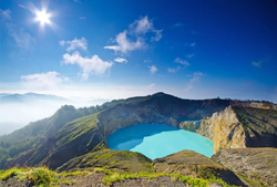 探寻湖泊地底的神秘红龙·传说还是现实？