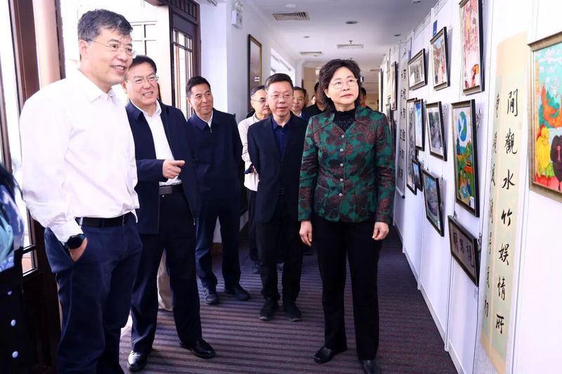 歆甜故事馆—时光的糖果屋