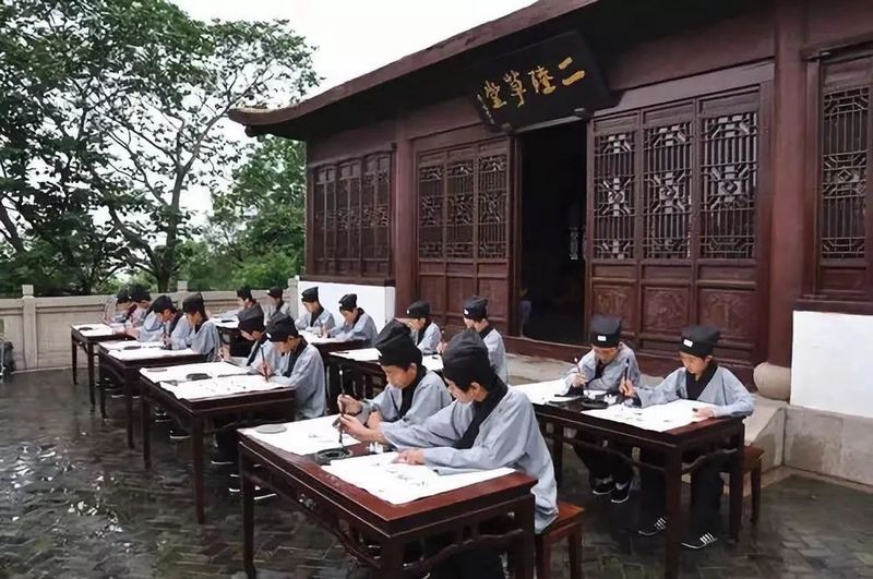 云隐的奇幻之旅—星辰下的秘密花园