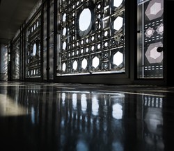 光学幻影中的高加索山脉晶体棺—自然与神秘的交汇