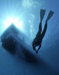 深海深潜者传说·挑战极限的孤独英雄