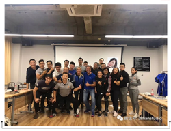 在镜子前的较量丨从怀疑到超越