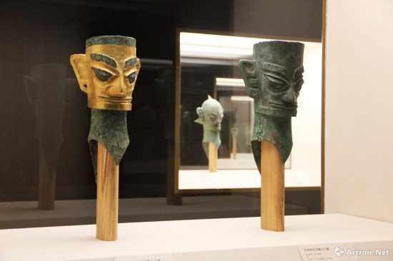 在云南深山里,我见过会发光的青铜面具… 在云南深山里,我见过会发光的青铜面具…