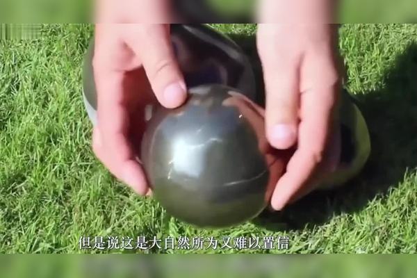 消失的巨石丨高加索山脉那几个金属球到底去哪了？