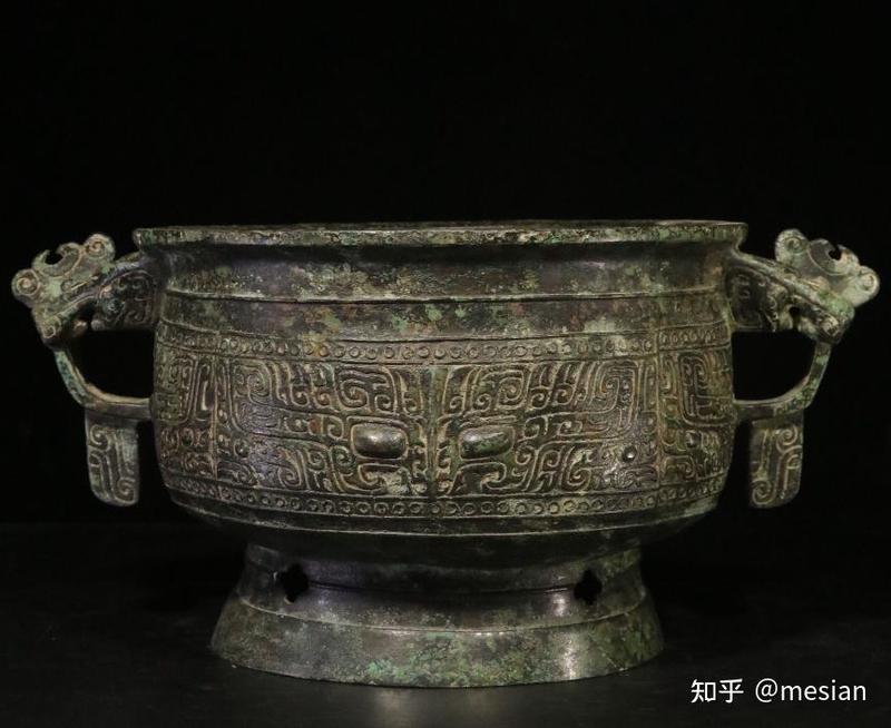 在极地的低语中寻找古老的秘密…