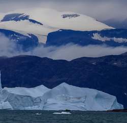 极地冰穹之谜丨透明立方海浪的静止之舞