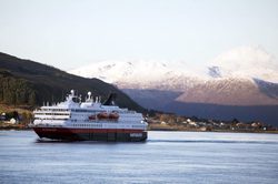 北欧的夜，藏着会飞的精灵？