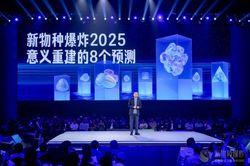 深夜看灯塔时，我突然明白了镜面碎片的哲学…