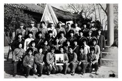 老巷口的收故事人…