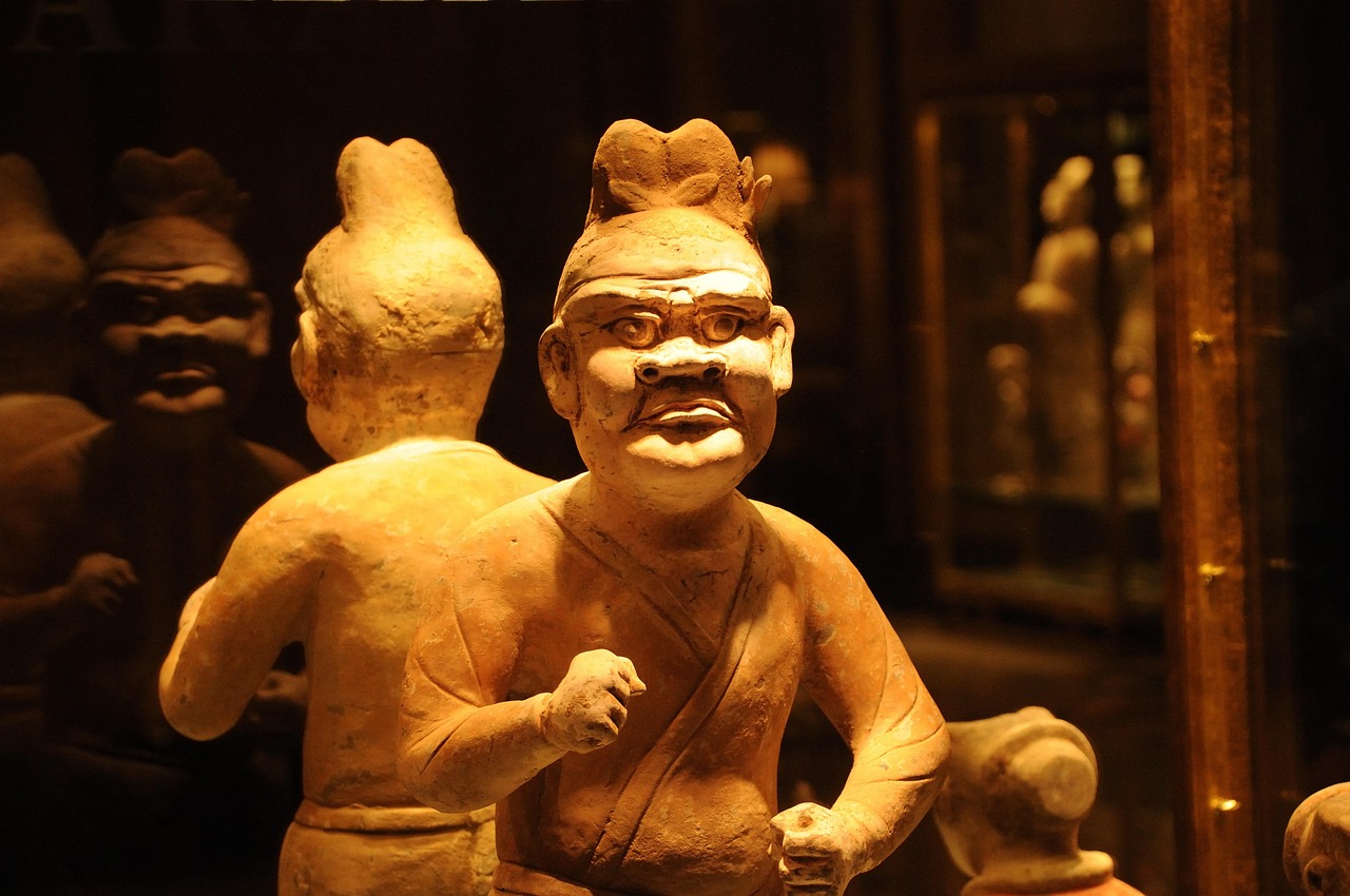 **古代阴刑图全解析：揭秘历史残忍刑罚的真实面貌与背后故事**(图1)